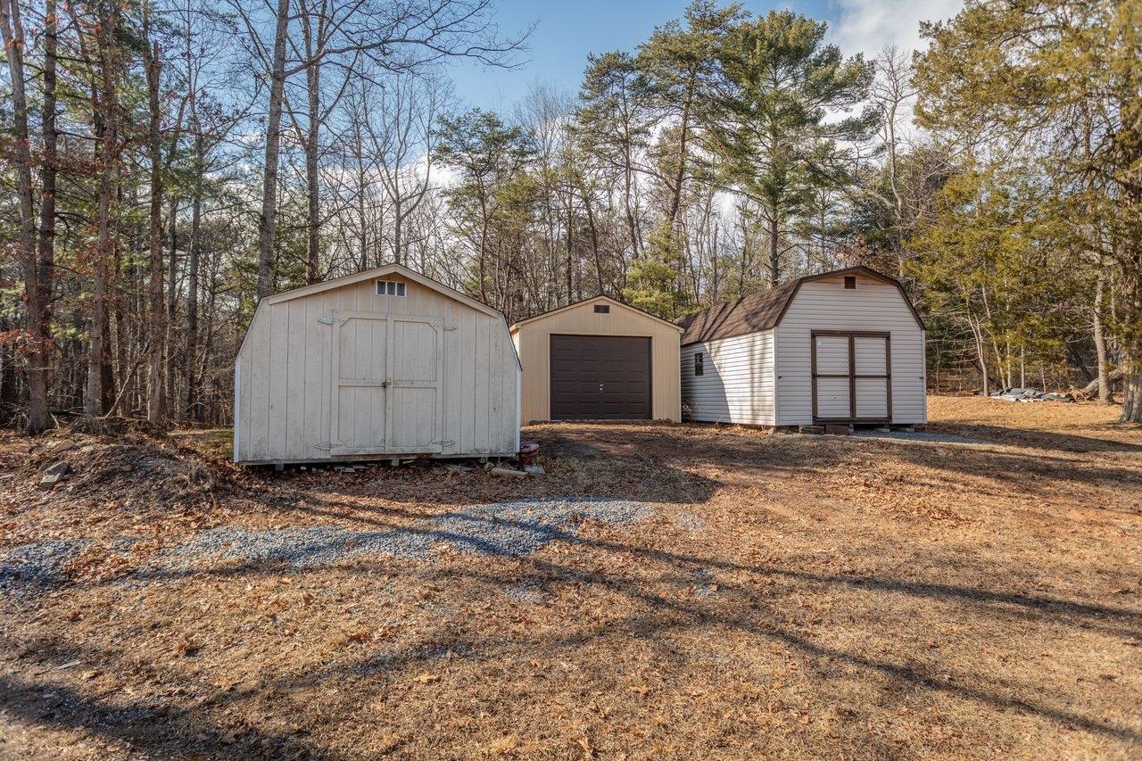 10677 ALLMAN RD, DAYTON, Virginia 22821, 3 Bedrooms Bedrooms, ,1 BathroomBathrooms,Residential,10677 ALLMAN RD,673691 MLS # 673691