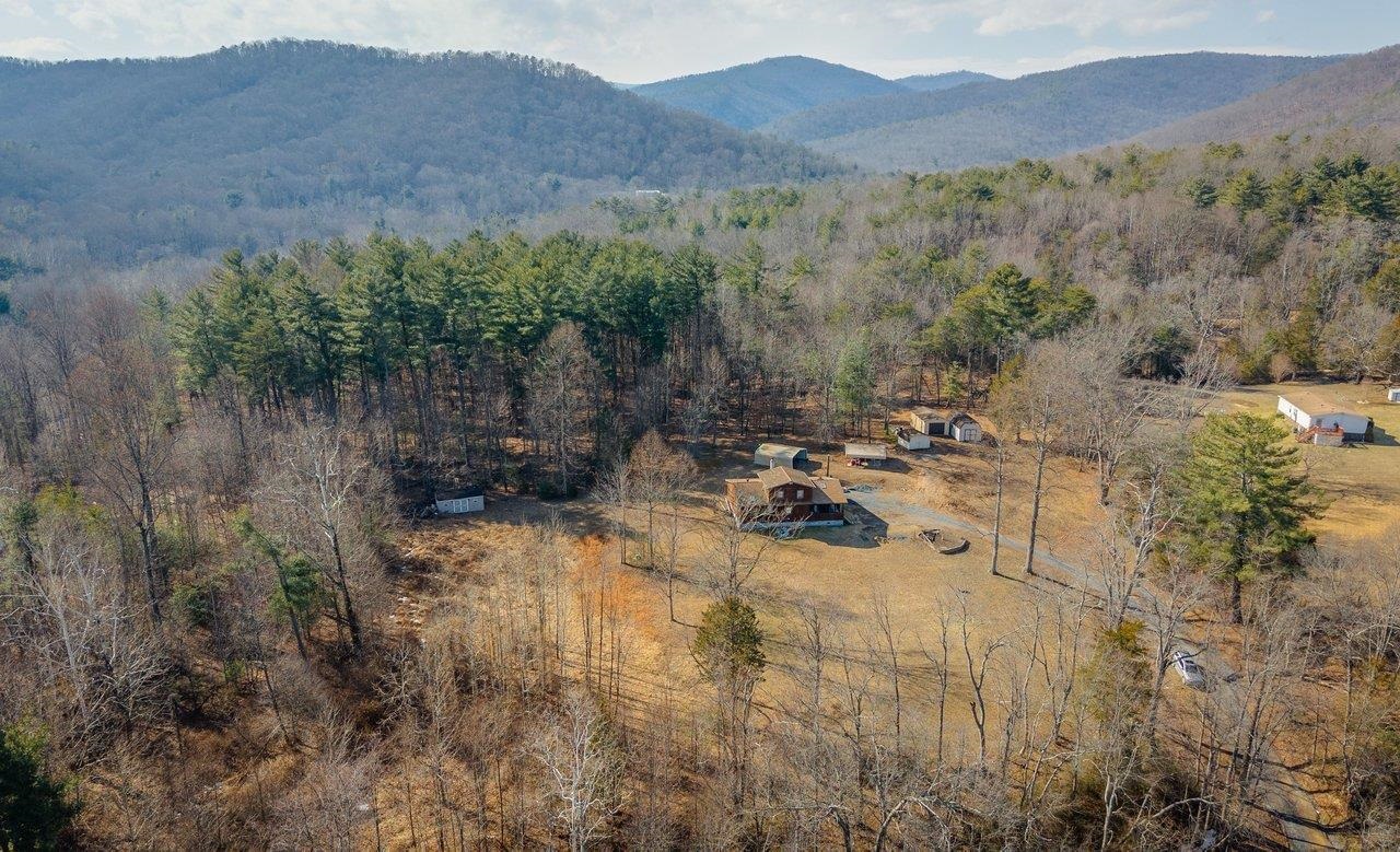 10677 ALLMAN RD, DAYTON, Virginia 22821, 3 Bedrooms Bedrooms, ,1 BathroomBathrooms,Residential,10677 ALLMAN RD,673691 MLS # 673691