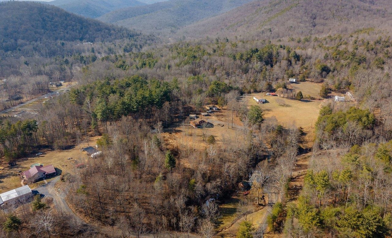 10677 ALLMAN RD, DAYTON, Virginia 22821, 3 Bedrooms Bedrooms, ,1 BathroomBathrooms,Residential,10677 ALLMAN RD,673691 MLS # 673691