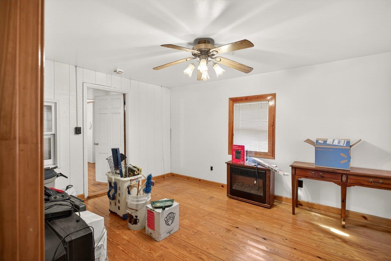 10677 ALLMAN RD, DAYTON, Virginia 22821, 3 Bedrooms Bedrooms, ,1 BathroomBathrooms,Residential,10677 ALLMAN RD,673691 MLS # 673691