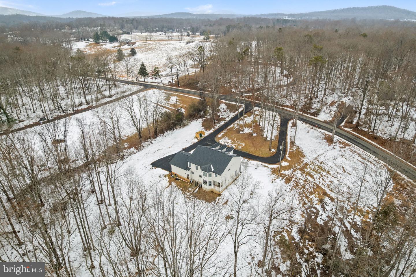 86 HINSONS FORD RD, AMISSVILLE, Virginia 20106, 4 Bedrooms Bedrooms, ,4 BathroomsBathrooms,Residential,For sale,86 HINSONS FORD RD,VARP2002466 MLS # VARP2002466