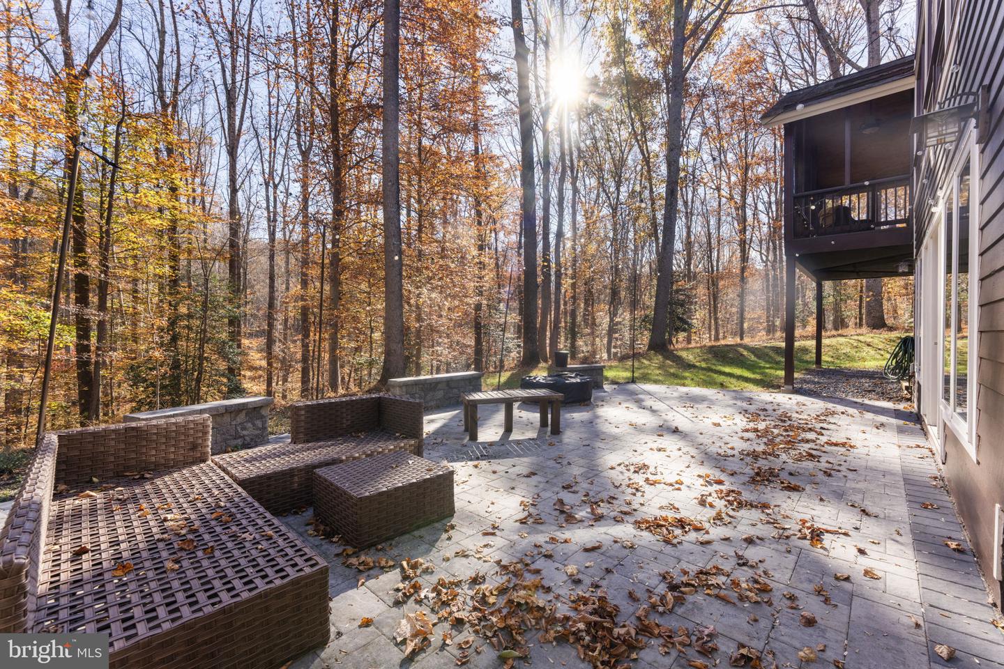 10755 RIVERSCAPE RUN, GREAT FALLS, Virginia 22066, 5 Bedrooms Bedrooms, ,4 BathroomsBathrooms,Residential,For sale,10755 RIVERSCAPE RUN,VAFX2288028 MLS # VAFX2288028 10755 RIVERSCAPE RUN, GREAT FALLS, Virginia 22066, 5 Bedrooms Bedrooms, ,4 BathroomsBathrooms,Residential,For sale,10755 RIVERSCAPE RUN,VAFX2288028 MLS # VAFX2288028