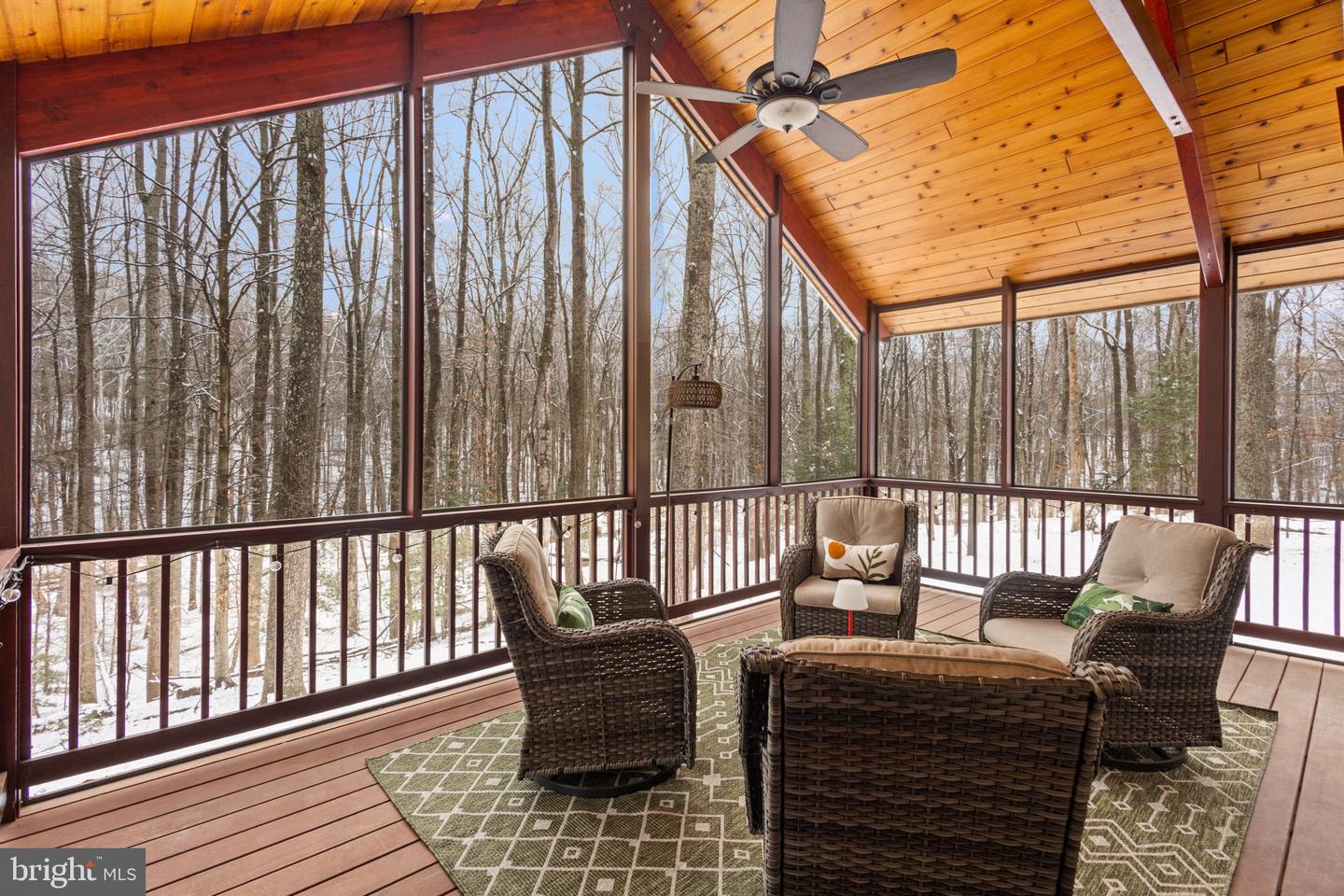 10755 RIVERSCAPE RUN, GREAT FALLS, Virginia 22066, 5 Bedrooms Bedrooms, ,4 BathroomsBathrooms,Residential,For sale,10755 RIVERSCAPE RUN,VAFX2288028 MLS # VAFX2288028 10755 RIVERSCAPE RUN, GREAT FALLS, Virginia 22066, 5 Bedrooms Bedrooms, ,4 BathroomsBathrooms,Residential,For sale,10755 RIVERSCAPE RUN,VAFX2288028 MLS # VAFX2288028