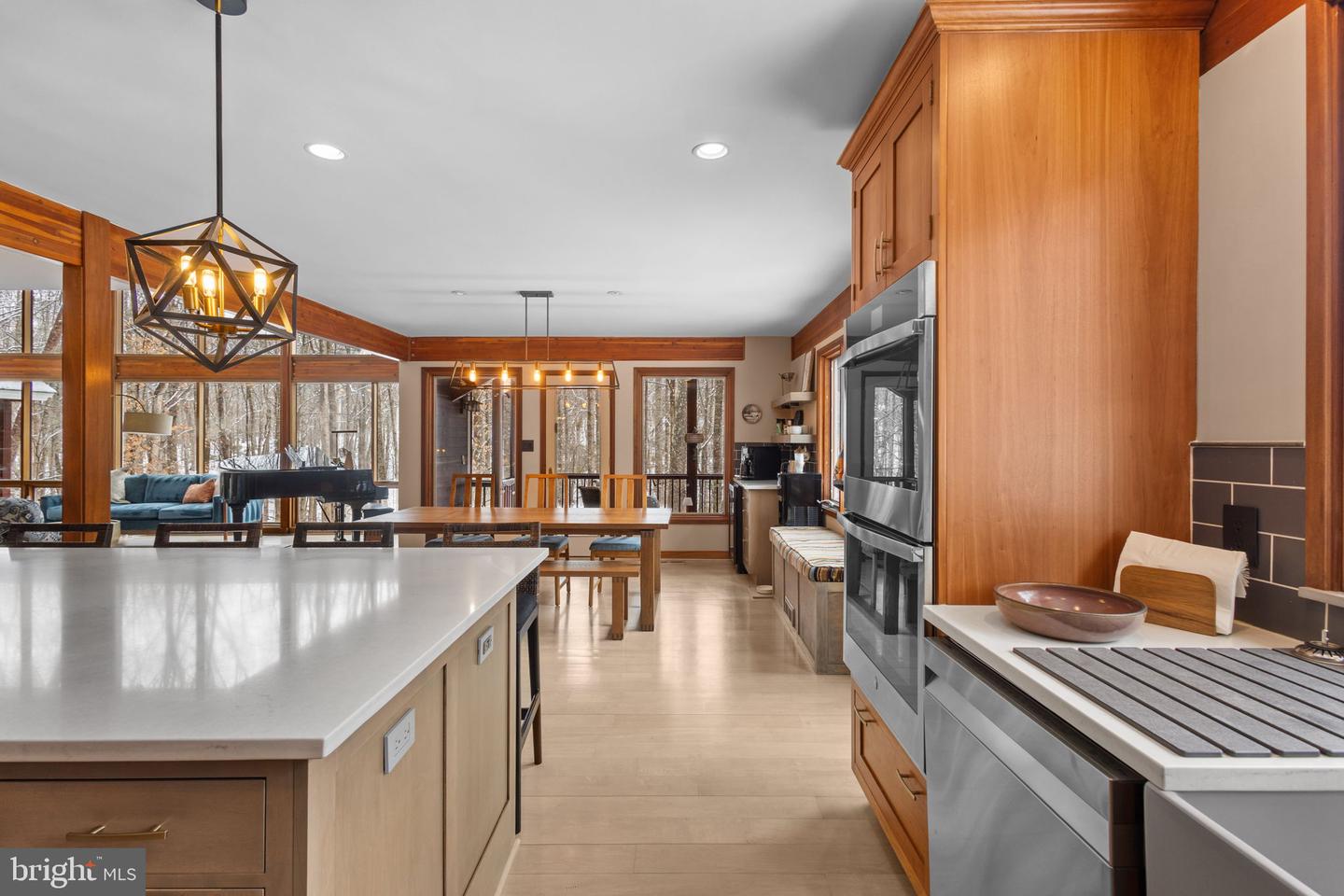 10755 RIVERSCAPE RUN, GREAT FALLS, Virginia 22066, 5 Bedrooms Bedrooms, ,4 BathroomsBathrooms,Residential,For sale,10755 RIVERSCAPE RUN,VAFX2288028 MLS # VAFX2288028 10755 RIVERSCAPE RUN, GREAT FALLS, Virginia 22066, 5 Bedrooms Bedrooms, ,4 BathroomsBathrooms,Residential,For sale,10755 RIVERSCAPE RUN,VAFX2288028 MLS # VAFX2288028