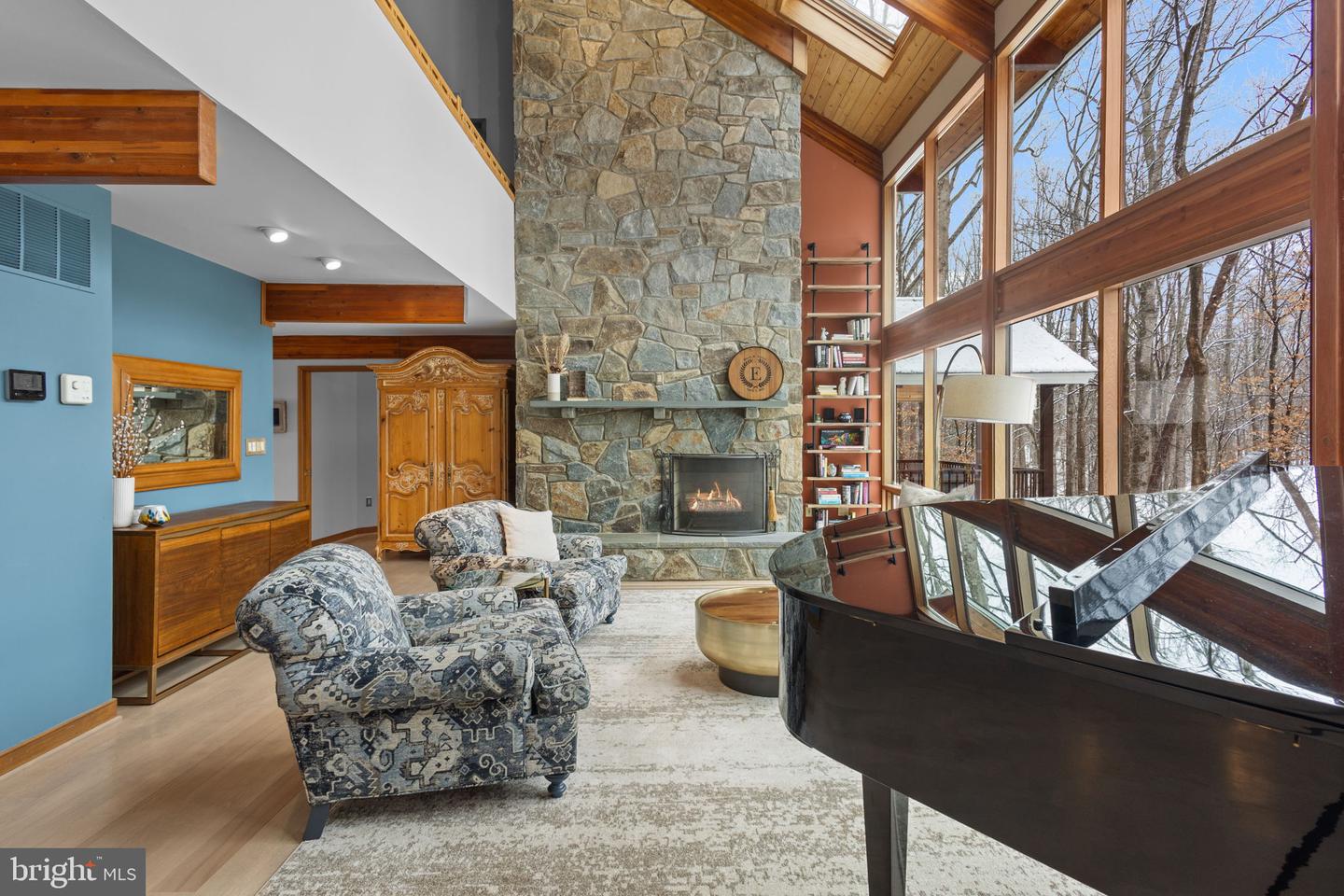 10755 RIVERSCAPE RUN, GREAT FALLS, Virginia 22066, 5 Bedrooms Bedrooms, ,4 BathroomsBathrooms,Residential,For sale,10755 RIVERSCAPE RUN,VAFX2288028 MLS # VAFX2288028 10755 RIVERSCAPE RUN, GREAT FALLS, Virginia 22066, 5 Bedrooms Bedrooms, ,4 BathroomsBathrooms,Residential,For sale,10755 RIVERSCAPE RUN,VAFX2288028 MLS # VAFX2288028