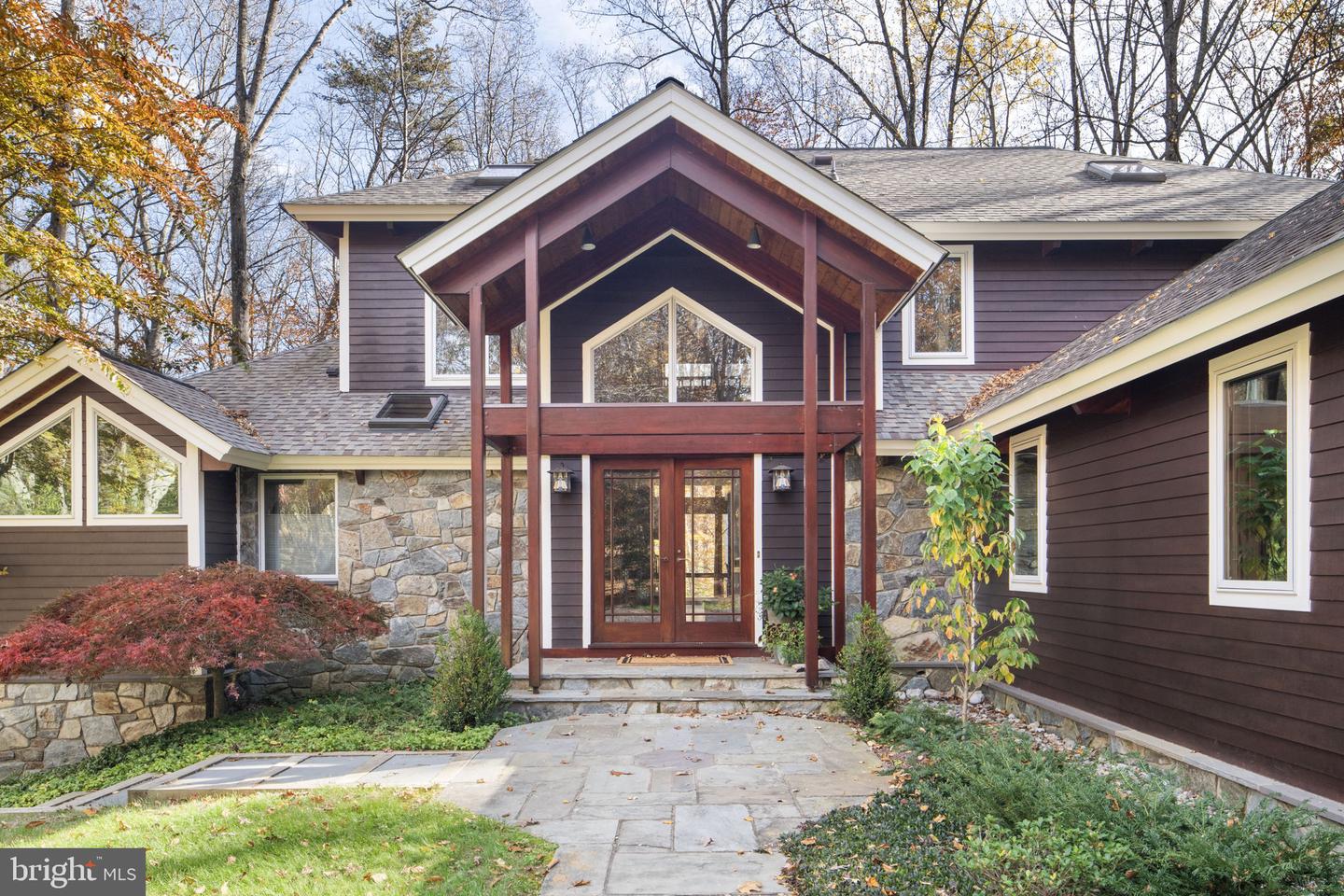 10755 RIVERSCAPE RUN, GREAT FALLS, Virginia 22066, 5 Bedrooms Bedrooms, ,4 BathroomsBathrooms,Residential,For sale,10755 RIVERSCAPE RUN,VAFX2288028 MLS # VAFX2288028 10755 RIVERSCAPE RUN, GREAT FALLS, Virginia 22066, 5 Bedrooms Bedrooms, ,4 BathroomsBathrooms,Residential,For sale,10755 RIVERSCAPE RUN,VAFX2288028 MLS # VAFX2288028