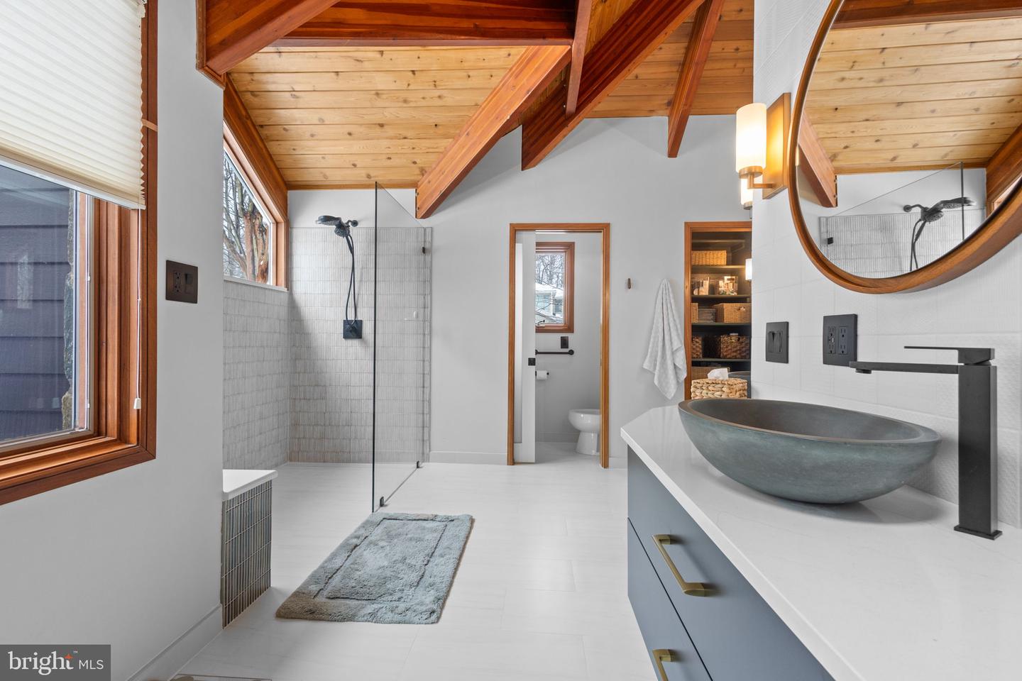 10755 RIVERSCAPE RUN, GREAT FALLS, Virginia 22066, 5 Bedrooms Bedrooms, ,4 BathroomsBathrooms,Residential,For sale,10755 RIVERSCAPE RUN,VAFX2288028 MLS # VAFX2288028 10755 RIVERSCAPE RUN, GREAT FALLS, Virginia 22066, 5 Bedrooms Bedrooms, ,4 BathroomsBathrooms,Residential,For sale,10755 RIVERSCAPE RUN,VAFX2288028 MLS # VAFX2288028