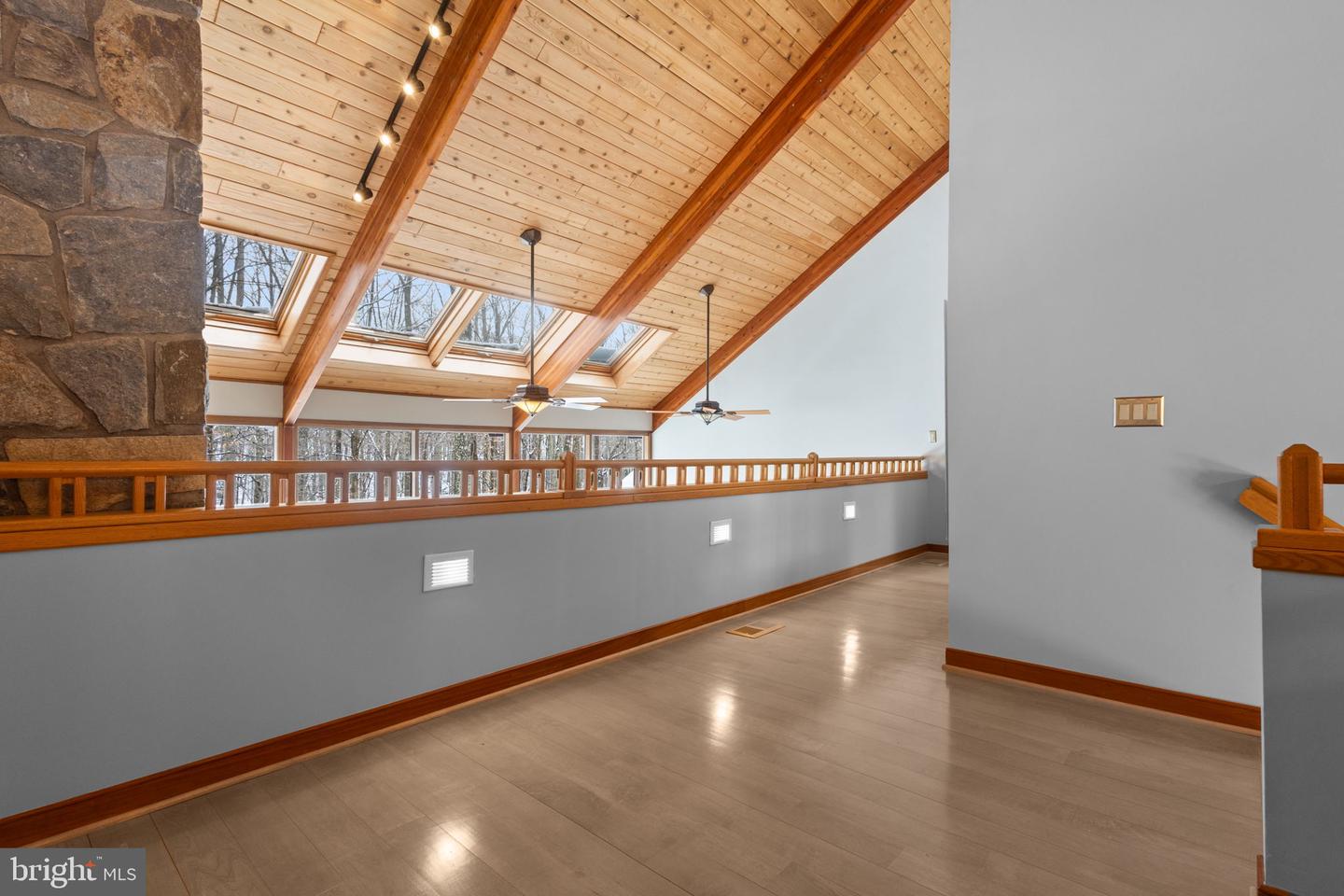 10755 RIVERSCAPE RUN, GREAT FALLS, Virginia 22066, 5 Bedrooms Bedrooms, ,4 BathroomsBathrooms,Residential,For sale,10755 RIVERSCAPE RUN,VAFX2288028 MLS # VAFX2288028 10755 RIVERSCAPE RUN, GREAT FALLS, Virginia 22066, 5 Bedrooms Bedrooms, ,4 BathroomsBathrooms,Residential,For sale,10755 RIVERSCAPE RUN,VAFX2288028 MLS # VAFX2288028