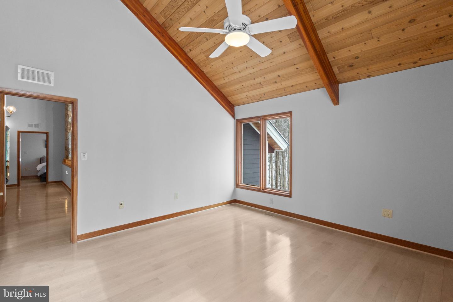 10755 RIVERSCAPE RUN, GREAT FALLS, Virginia 22066, 5 Bedrooms Bedrooms, ,4 BathroomsBathrooms,Residential,For sale,10755 RIVERSCAPE RUN,VAFX2288028 MLS # VAFX2288028 10755 RIVERSCAPE RUN, GREAT FALLS, Virginia 22066, 5 Bedrooms Bedrooms, ,4 BathroomsBathrooms,Residential,For sale,10755 RIVERSCAPE RUN,VAFX2288028 MLS # VAFX2288028