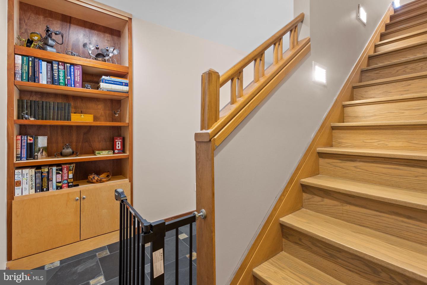 10755 RIVERSCAPE RUN, GREAT FALLS, Virginia 22066, 5 Bedrooms Bedrooms, ,4 BathroomsBathrooms,Residential,For sale,10755 RIVERSCAPE RUN,VAFX2288028 MLS # VAFX2288028 10755 RIVERSCAPE RUN, GREAT FALLS, Virginia 22066, 5 Bedrooms Bedrooms, ,4 BathroomsBathrooms,Residential,For sale,10755 RIVERSCAPE RUN,VAFX2288028 MLS # VAFX2288028