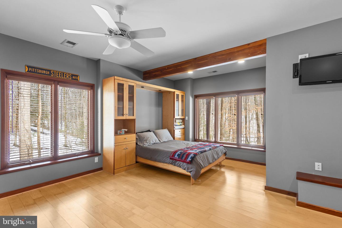 10755 RIVERSCAPE RUN, GREAT FALLS, Virginia 22066, 5 Bedrooms Bedrooms, ,4 BathroomsBathrooms,Residential,For sale,10755 RIVERSCAPE RUN,VAFX2288028 MLS # VAFX2288028 10755 RIVERSCAPE RUN, GREAT FALLS, Virginia 22066, 5 Bedrooms Bedrooms, ,4 BathroomsBathrooms,Residential,For sale,10755 RIVERSCAPE RUN,VAFX2288028 MLS # VAFX2288028