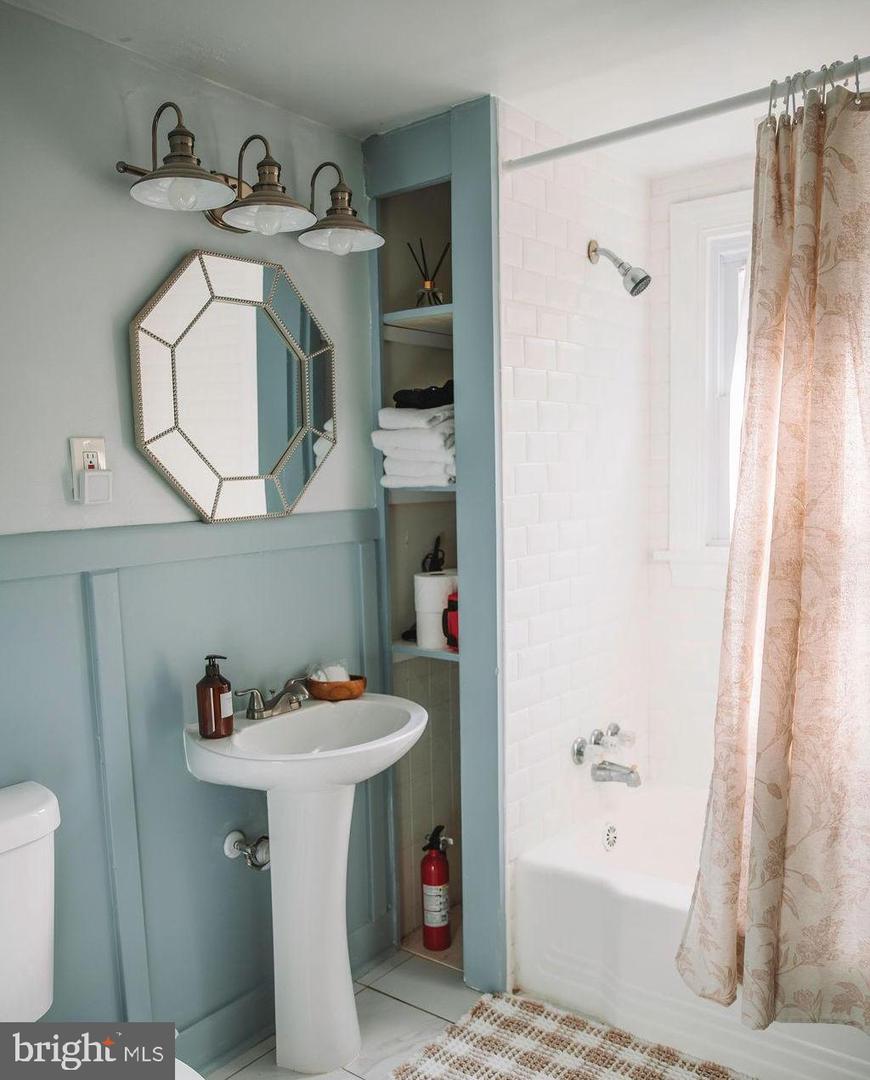 12242 HARPERS FERRY RD, PURCELLVILLE, Virginia 20132, 3 Bedrooms Bedrooms, ,2 BathroomsBathrooms,Residential,For sale,12242 HARPERS FERRY RD,VALO2114982 MLS # VALO2114982