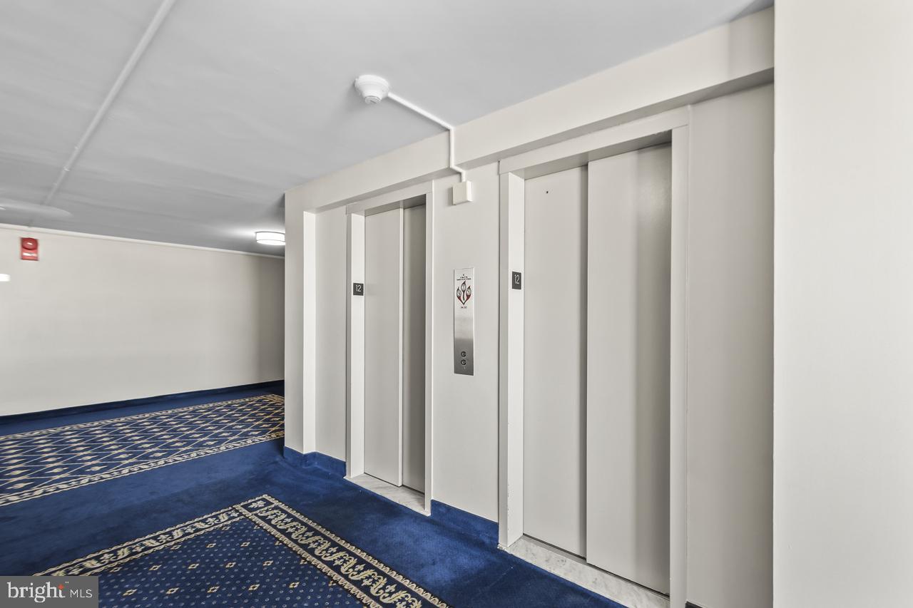801 N PITT ST #1208, ALEXANDRIA, Virginia 22314, 1 Bedroom Bedrooms, 4 Rooms Rooms,1 BathroomBathrooms,Residential,For sale,801 N PITT ST #1208,VAAX2053680 MLS # VAAX2053680
