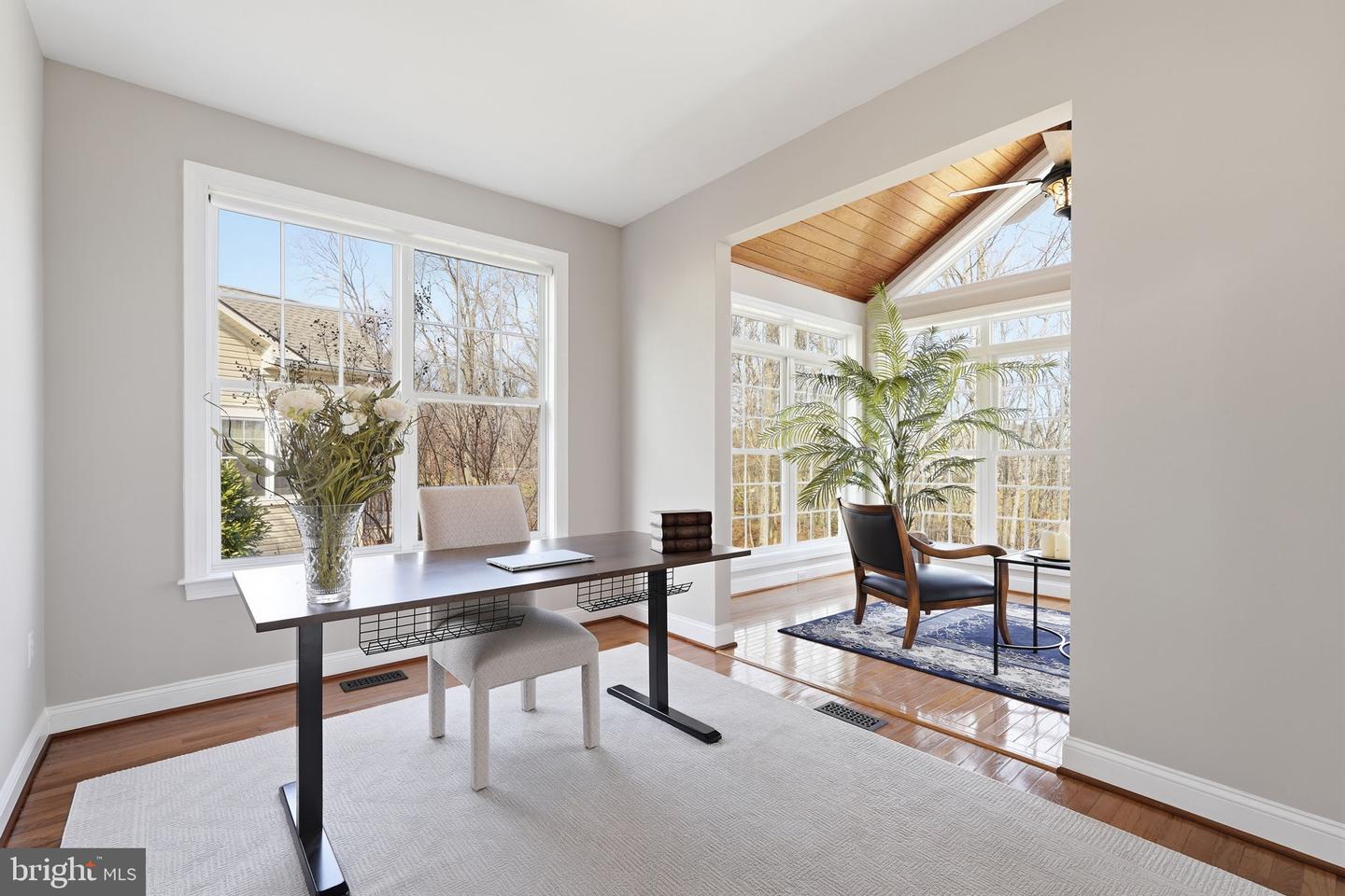 105 TURNSTONE LN, LAKE FREDERICK, Virginia 22630, 4 Bedrooms Bedrooms, ,4 BathroomsBathrooms,Residential,For sale,105 TURNSTONE LN,VAFV2039338 MLS # VAFV2039338