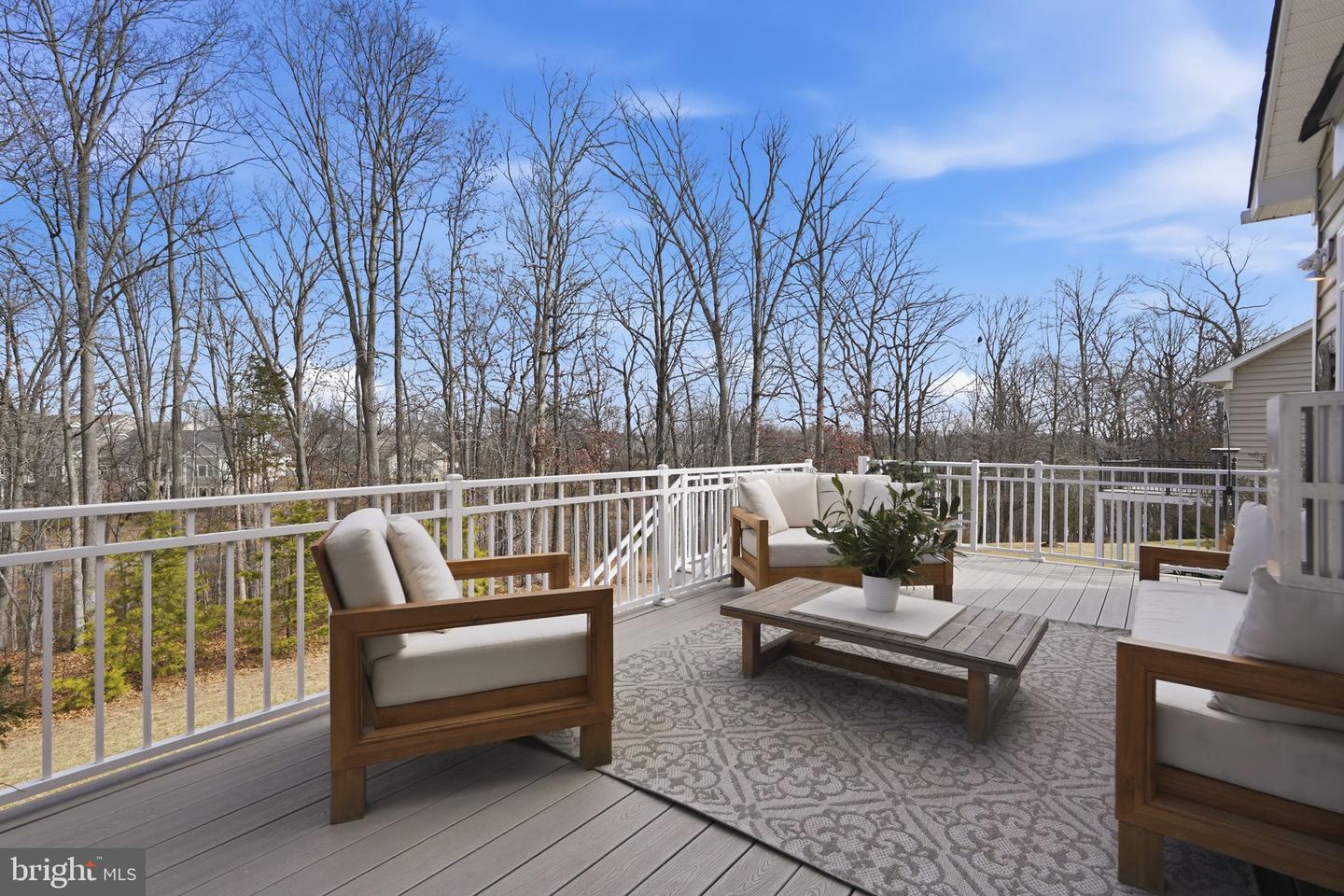 105 TURNSTONE LN, LAKE FREDERICK, Virginia 22630, 4 Bedrooms Bedrooms, ,4 BathroomsBathrooms,Residential,For sale,105 TURNSTONE LN,VAFV2039338 MLS # VAFV2039338