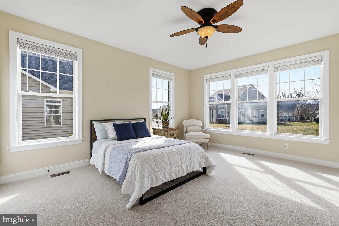 105 TURNSTONE LN, LAKE FREDERICK, Virginia 22630, 4 Bedrooms Bedrooms, ,4 BathroomsBathrooms,Residential,For sale,105 TURNSTONE LN,VAFV2039338 MLS # VAFV2039338