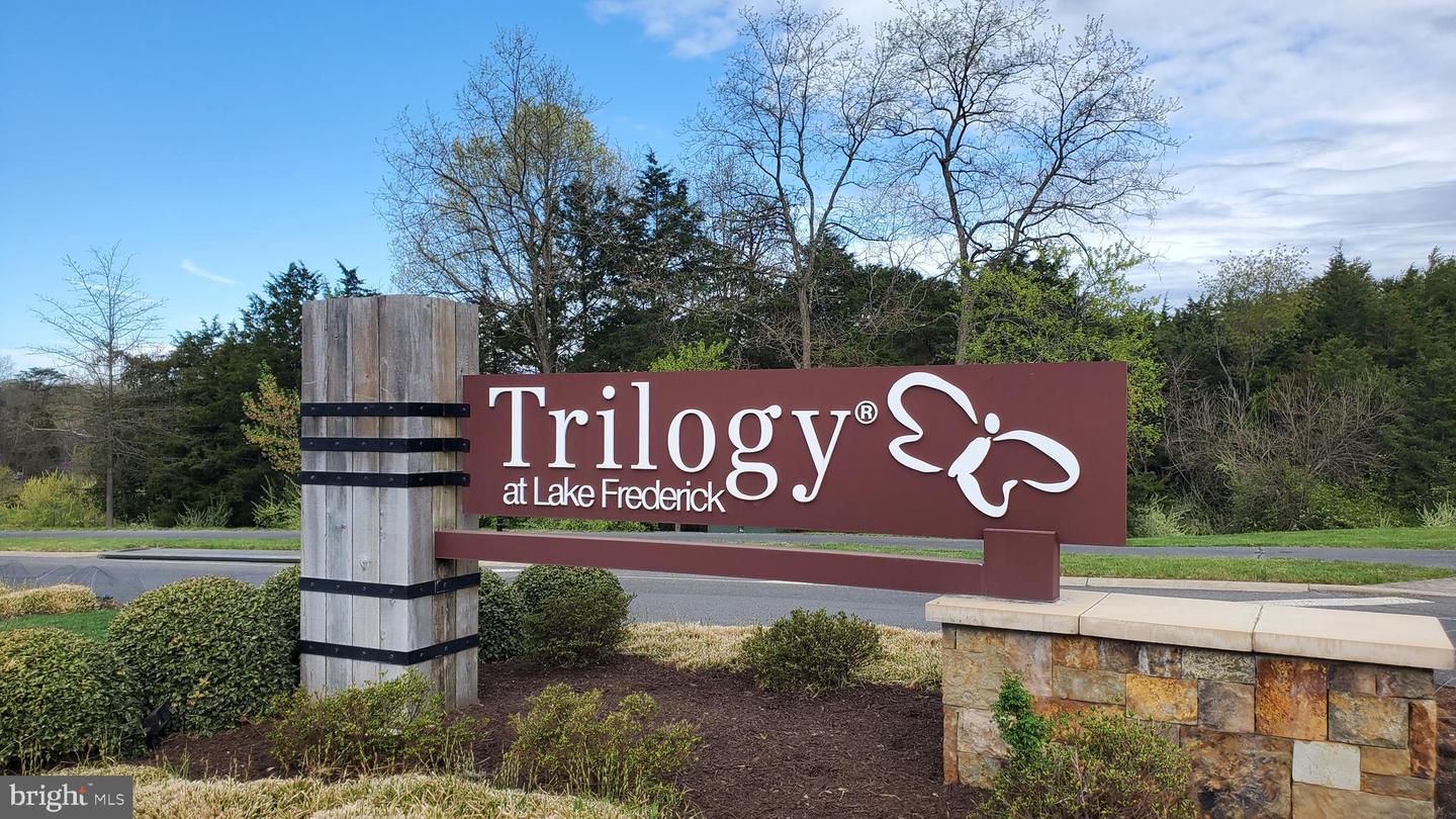 105 TURNSTONE LN, LAKE FREDERICK, Virginia 22630, 4 Bedrooms Bedrooms, ,4 BathroomsBathrooms,Residential,For sale,105 TURNSTONE LN,VAFV2039338 MLS # VAFV2039338