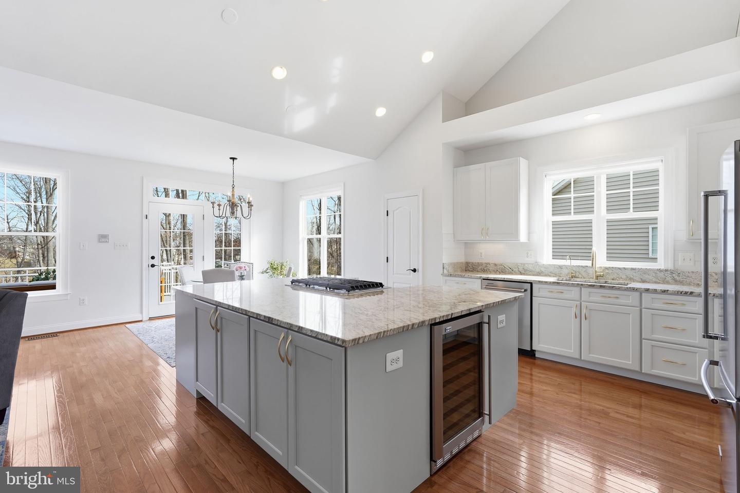 105 TURNSTONE LN, LAKE FREDERICK, Virginia 22630, 4 Bedrooms Bedrooms, ,4 BathroomsBathrooms,Residential,For sale,105 TURNSTONE LN,VAFV2039338 MLS # VAFV2039338