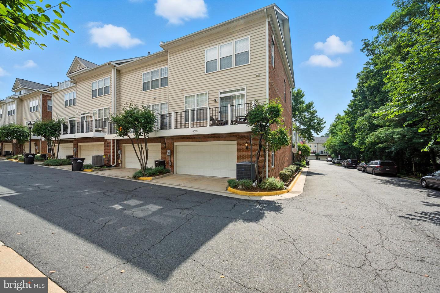 8015 RESERVE WAY, VIENNA, Virginia 22182, 3 Bedrooms Bedrooms, ,2 BathroomsBathrooms,Residential,For sale,8015 RESERVE WAY,VAFX2289220 MLS # VAFX2289220