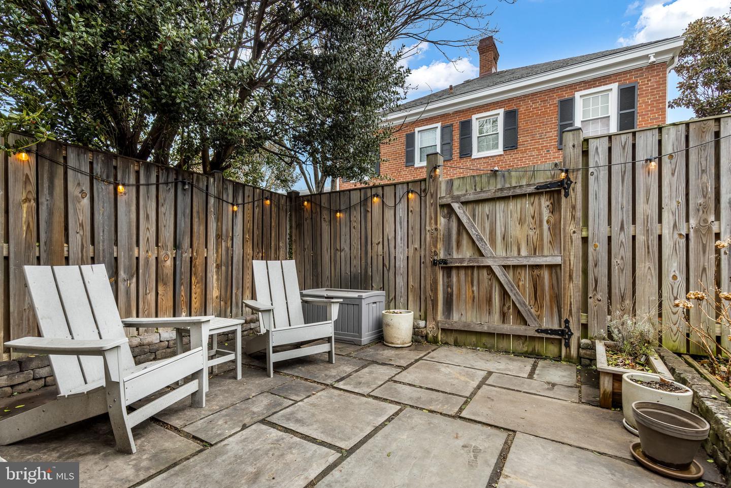 4225 32ND RD S, ARLINGTON, Virginia 22206, 2 Bedrooms Bedrooms, ,2 BathroomsBathrooms,Residential,For sale,4225 32ND RD S,VAAR2068570 MLS # VAAR2068570