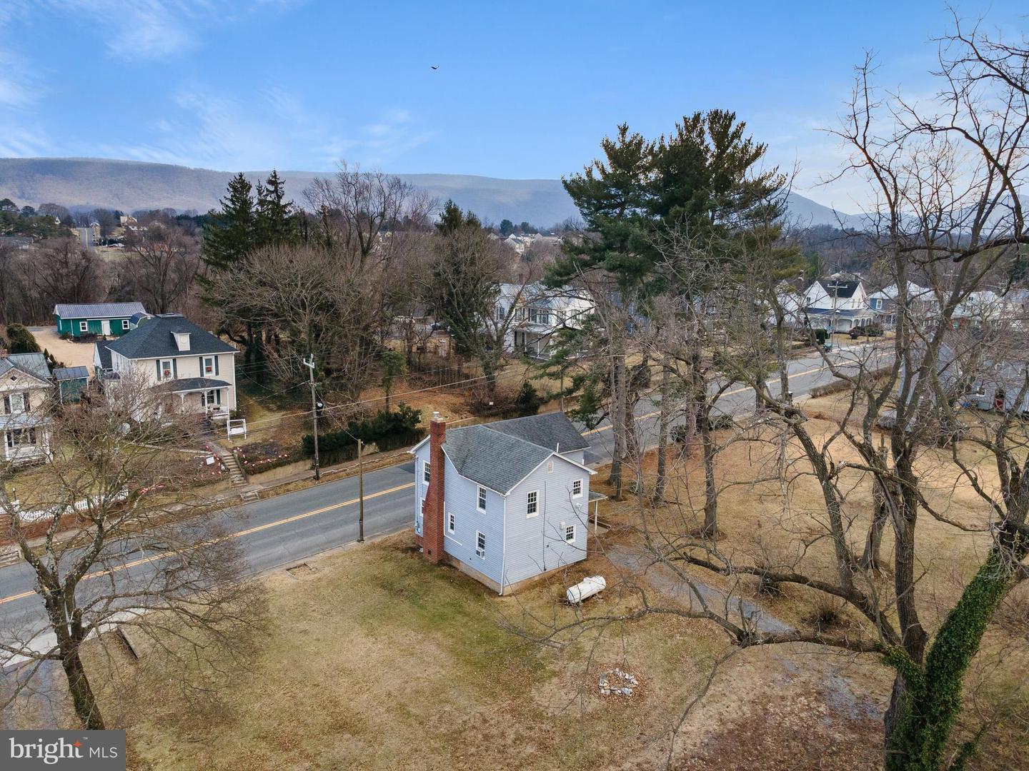 530 S MAIN ST, WOODSTOCK, Virginia 22664, 3 Bedrooms Bedrooms, 8 Rooms Rooms,1 BathroomBathrooms,Residential,For sale,530 S MAIN ST,VASH2013526 MLS # VASH2013526