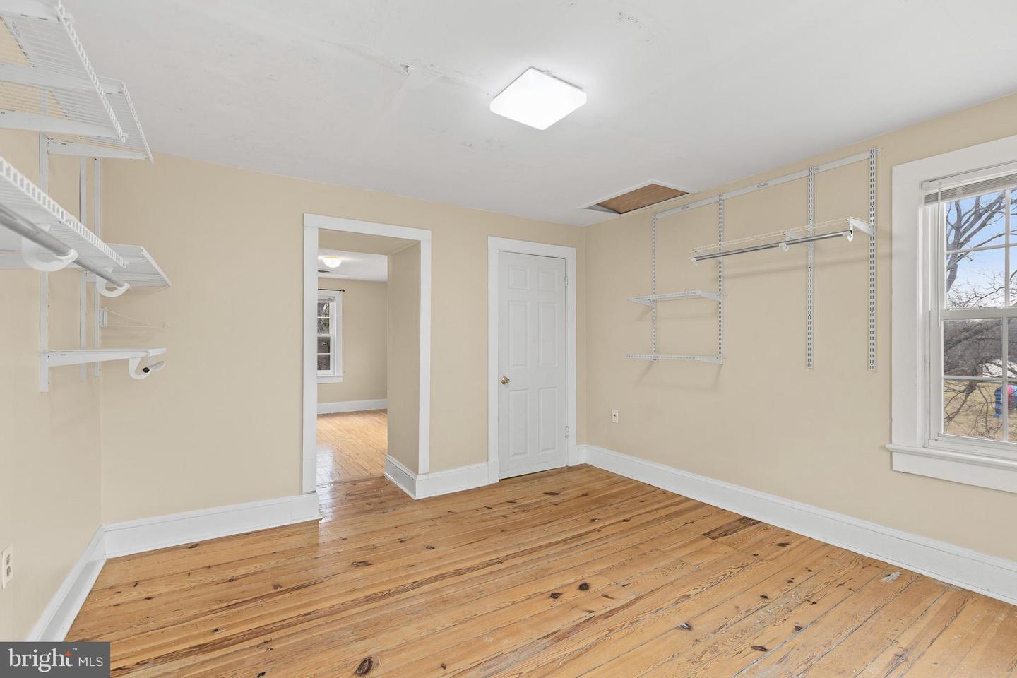 530 S MAIN ST, WOODSTOCK, Virginia 22664, 3 Bedrooms Bedrooms, 8 Rooms Rooms,1 BathroomBathrooms,Residential,For sale,530 S MAIN ST,VASH2013526 MLS # VASH2013526