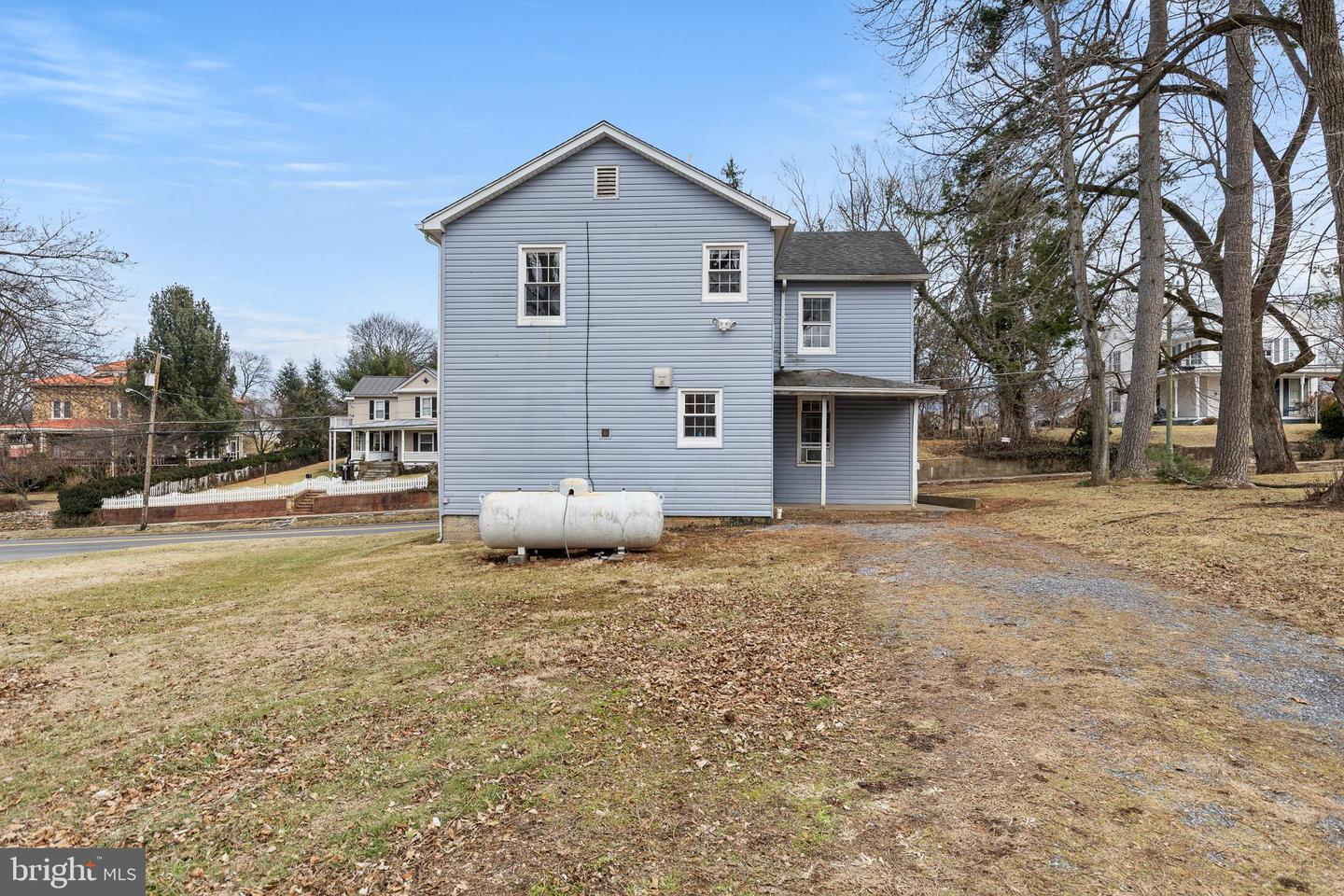 530 S MAIN ST, WOODSTOCK, Virginia 22664, 3 Bedrooms Bedrooms, 8 Rooms Rooms,1 BathroomBathrooms,Residential,For sale,530 S MAIN ST,VASH2013526 MLS # VASH2013526