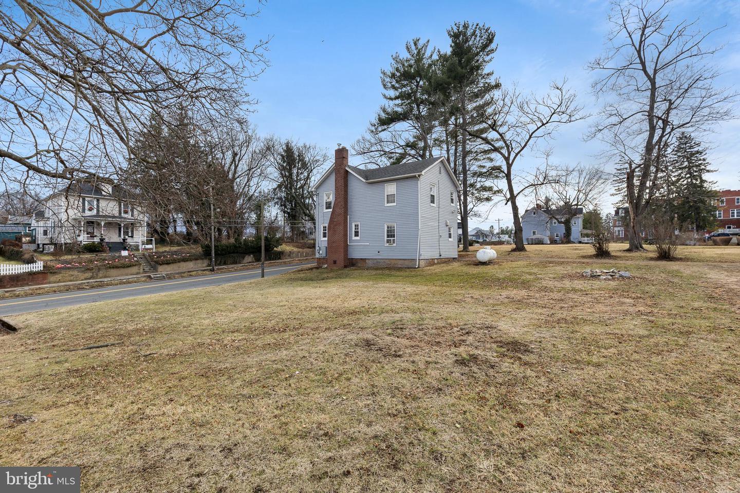 530 S MAIN ST, WOODSTOCK, Virginia 22664, 3 Bedrooms Bedrooms, 8 Rooms Rooms,1 BathroomBathrooms,Residential,For sale,530 S MAIN ST,VASH2013526 MLS # VASH2013526