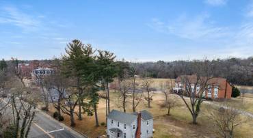 530 S MAIN ST, WOODSTOCK, Virginia 22664, 3 Bedrooms Bedrooms, 8 Rooms Rooms,1 BathroomBathrooms,Residential,For sale,530 S MAIN ST,VASH2013526 MLS # VASH2013526
