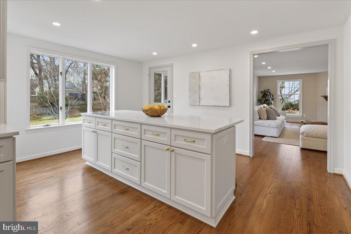 4206 PICKERING PL, ALEXANDRIA, Virginia 22309, 5 Bedrooms Bedrooms, ,3 BathroomsBathrooms,Residential,For sale,4206 PICKERING PL,VAFX2289530 MLS # VAFX2289530