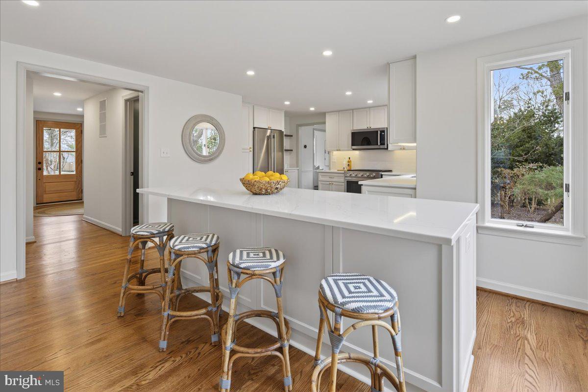 4206 PICKERING PL, ALEXANDRIA, Virginia 22309, 5 Bedrooms Bedrooms, ,3 BathroomsBathrooms,Residential,For sale,4206 PICKERING PL,VAFX2289530 MLS # VAFX2289530