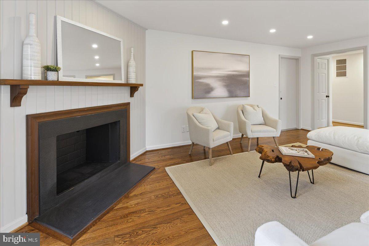 4206 PICKERING PL, ALEXANDRIA, Virginia 22309, 5 Bedrooms Bedrooms, ,3 BathroomsBathrooms,Residential,For sale,4206 PICKERING PL,VAFX2289530 MLS # VAFX2289530