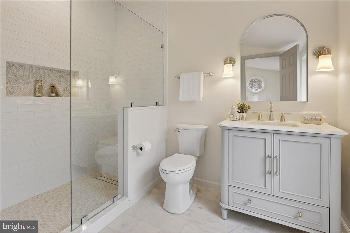 4206 PICKERING PL, ALEXANDRIA, Virginia 22309, 5 Bedrooms Bedrooms, ,3 BathroomsBathrooms,Residential,For sale,4206 PICKERING PL,VAFX2289530 MLS # VAFX2289530