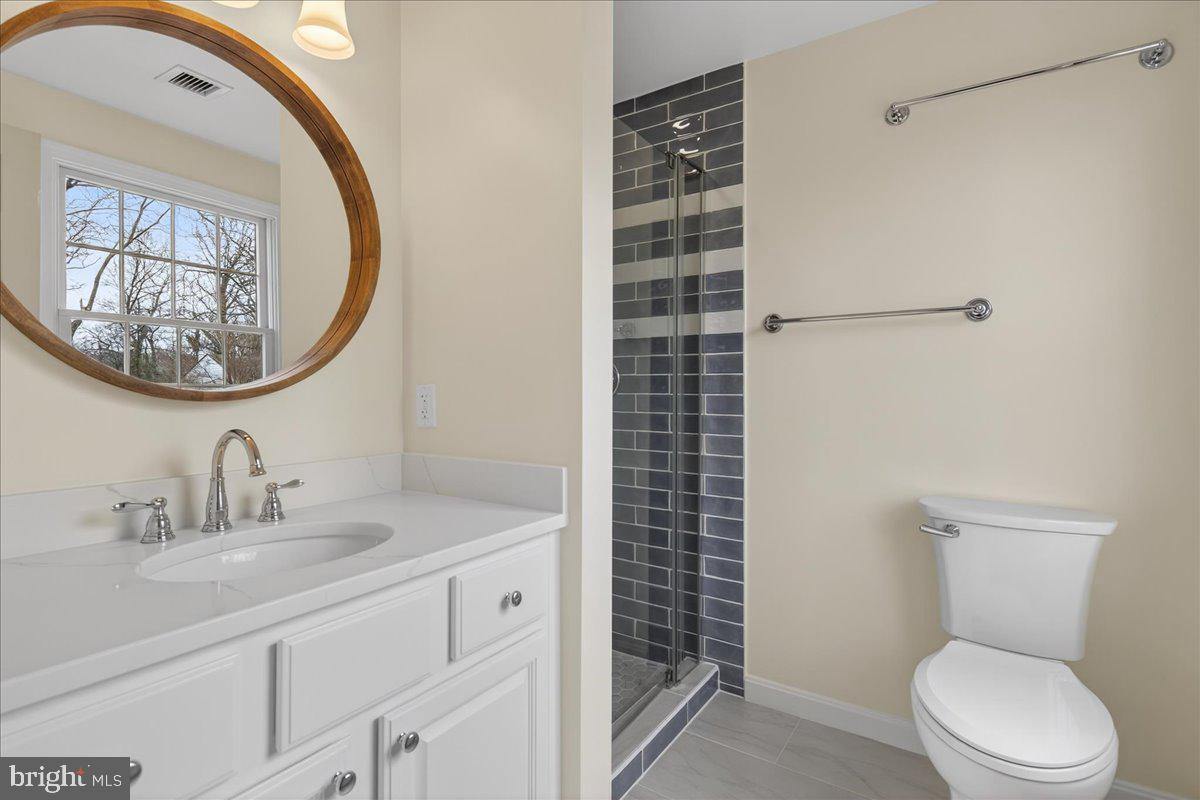 4206 PICKERING PL, ALEXANDRIA, Virginia 22309, 5 Bedrooms Bedrooms, ,3 BathroomsBathrooms,Residential,For sale,4206 PICKERING PL,VAFX2289530 MLS # VAFX2289530