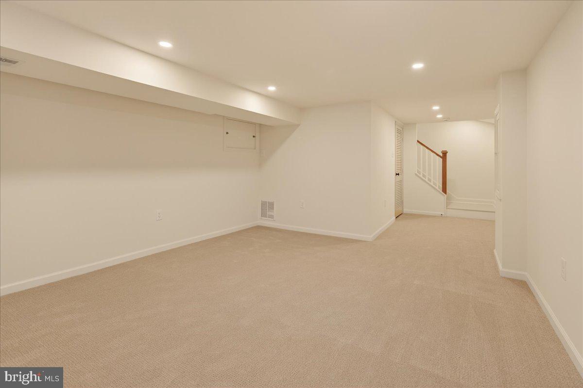 4206 PICKERING PL, ALEXANDRIA, Virginia 22309, 5 Bedrooms Bedrooms, ,3 BathroomsBathrooms,Residential,For sale,4206 PICKERING PL,VAFX2289530 MLS # VAFX2289530