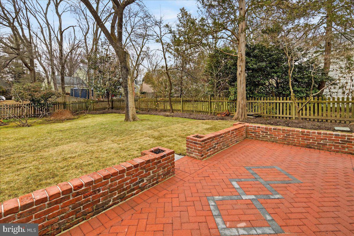 4206 PICKERING PL, ALEXANDRIA, Virginia 22309, 5 Bedrooms Bedrooms, ,3 BathroomsBathrooms,Residential,For sale,4206 PICKERING PL,VAFX2289530 MLS # VAFX2289530