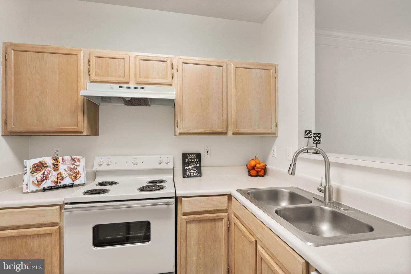 1601 SPRING GATE DR #1116, MCLEAN, Virginia 22102, 1 Bedroom Bedrooms, ,1 BathroomBathrooms,Residential,For sale,1601 SPRING GATE DR #1116,VAFX2289838 MLS # VAFX2289838