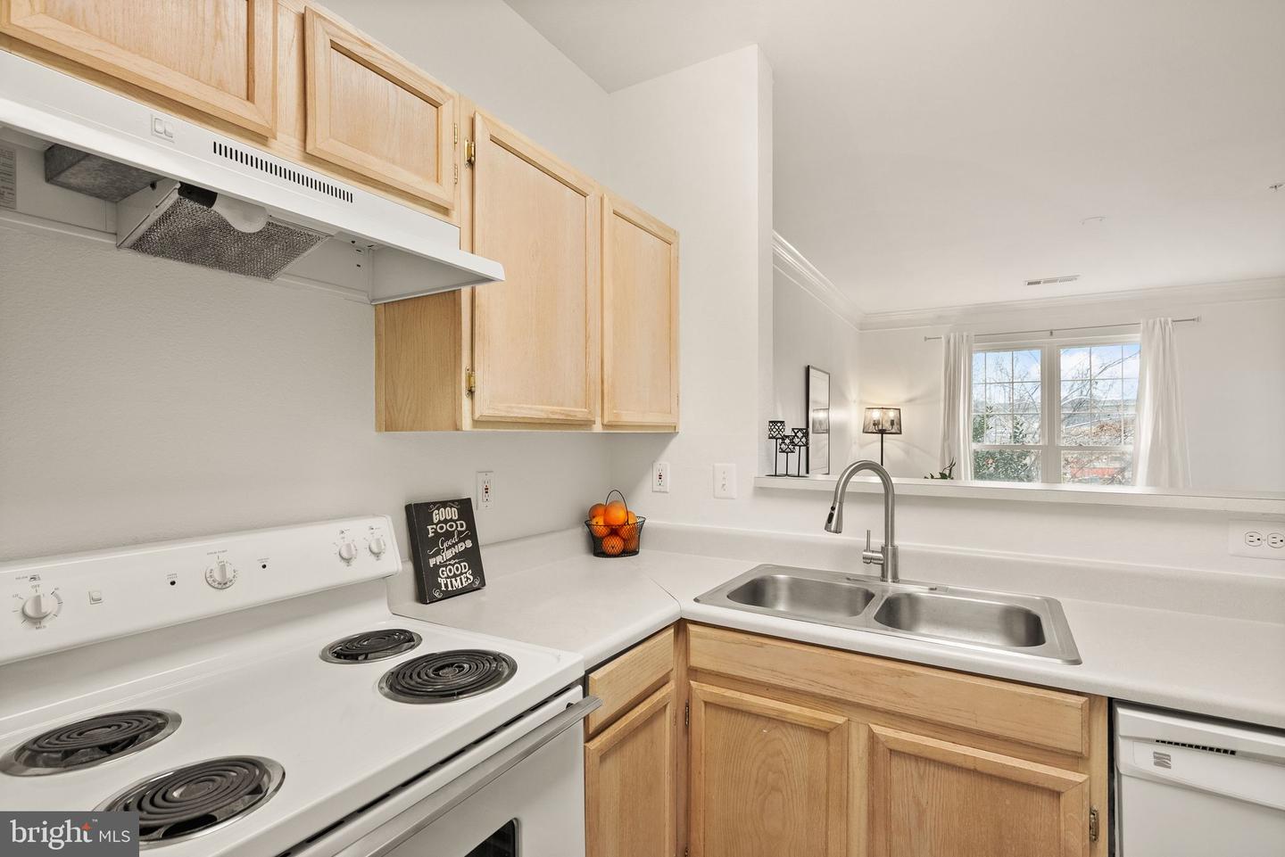 1601 SPRING GATE DR #1116, MCLEAN, Virginia 22102, 1 Bedroom Bedrooms, ,1 BathroomBathrooms,Residential,For sale,1601 SPRING GATE DR #1116,VAFX2289838 MLS # VAFX2289838