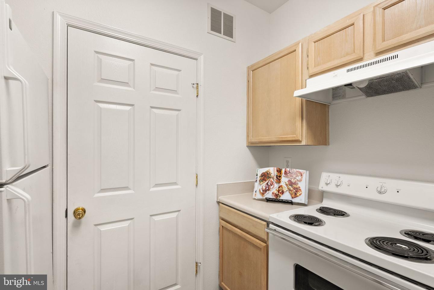 1601 SPRING GATE DR #1116, MCLEAN, Virginia 22102, 1 Bedroom Bedrooms, ,1 BathroomBathrooms,Residential,For sale,1601 SPRING GATE DR #1116,VAFX2289838 MLS # VAFX2289838