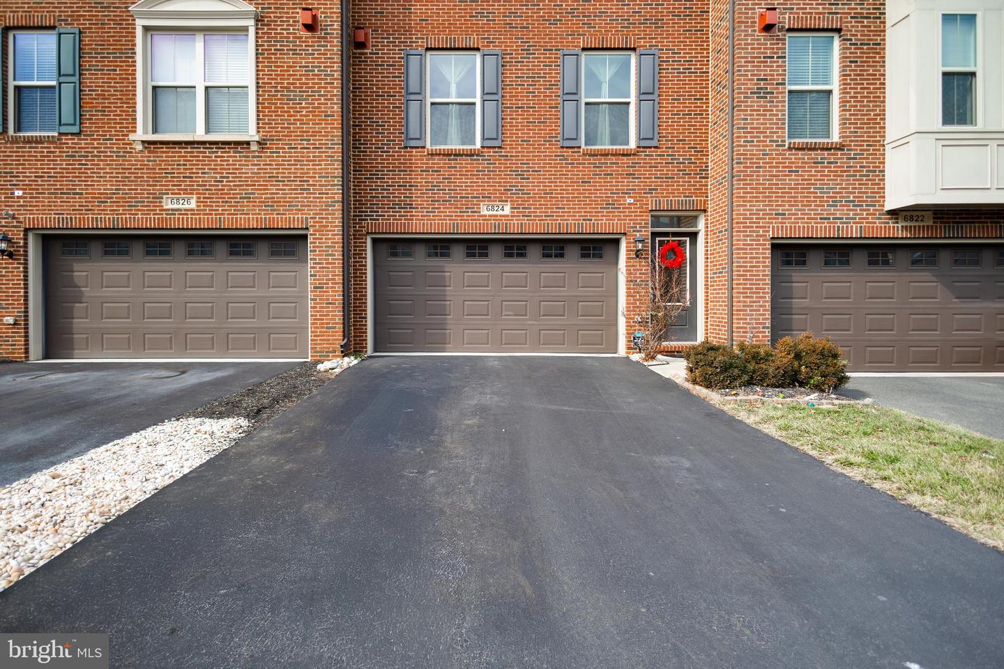 6824 WILLIAM WHITE WAY, HAYMARKET, Virginia 20169, 3 Bedrooms Bedrooms, ,2 BathroomsBathrooms,Residential,For sale,6824 WILLIAM WHITE WAY,VAPW2112124 MLS # VAPW2112124 6824 WILLIAM WHITE WAY, HAYMARKET, Virginia 20169, 3 Bedrooms Bedrooms, ,2 BathroomsBathrooms,Residential,For sale,6824 WILLIAM WHITE WAY,VAPW2112124 MLS # VAPW2112124