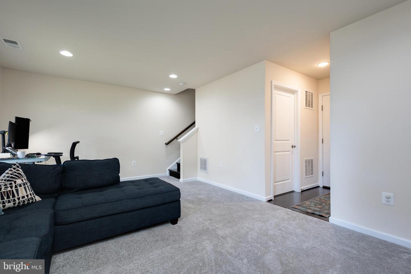 6824 WILLIAM WHITE WAY, HAYMARKET, Virginia 20169, 3 Bedrooms Bedrooms, ,2 BathroomsBathrooms,Residential,For sale,6824 WILLIAM WHITE WAY,VAPW2112124 MLS # VAPW2112124 6824 WILLIAM WHITE WAY, HAYMARKET, Virginia 20169, 3 Bedrooms Bedrooms, ,2 BathroomsBathrooms,Residential,For sale,6824 WILLIAM WHITE WAY,VAPW2112124 MLS # VAPW2112124