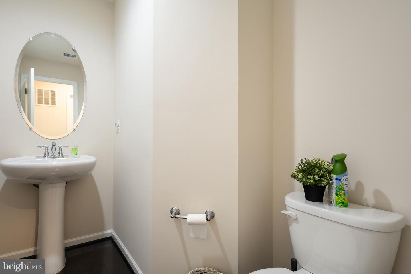 6824 WILLIAM WHITE WAY, HAYMARKET, Virginia 20169, 3 Bedrooms Bedrooms, ,2 BathroomsBathrooms,Residential,For sale,6824 WILLIAM WHITE WAY,VAPW2112124 MLS # VAPW2112124 6824 WILLIAM WHITE WAY, HAYMARKET, Virginia 20169, 3 Bedrooms Bedrooms, ,2 BathroomsBathrooms,Residential,For sale,6824 WILLIAM WHITE WAY,VAPW2112124 MLS # VAPW2112124