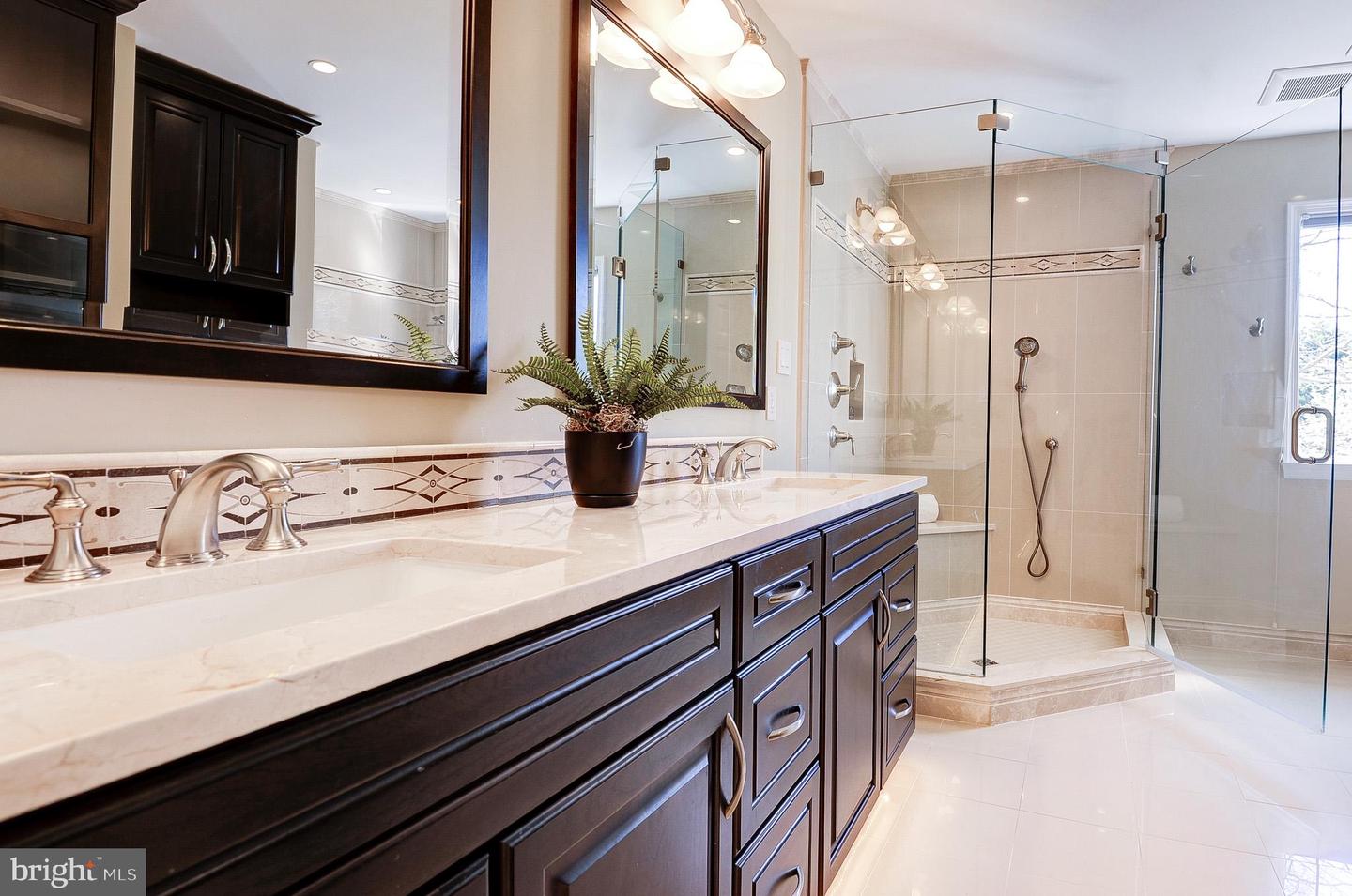 1738 DRESSAGE DR, RESTON, Virginia 20190, 4 Bedrooms Bedrooms, ,4 BathroomsBathrooms,Residential,For sale,1738 DRESSAGE DR,VAFX2289962 MLS # VAFX2289962