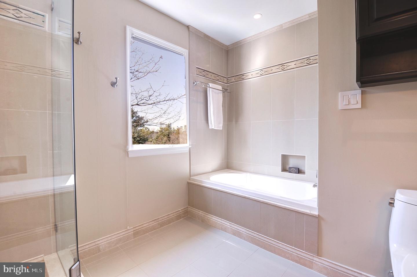 1738 DRESSAGE DR, RESTON, Virginia 20190, 4 Bedrooms Bedrooms, ,4 BathroomsBathrooms,Residential,For sale,1738 DRESSAGE DR,VAFX2289962 MLS # VAFX2289962