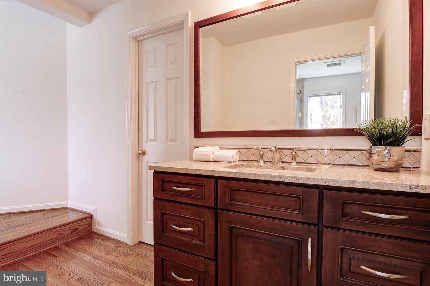 1738 DRESSAGE DR, RESTON, Virginia 20190, 4 Bedrooms Bedrooms, ,4 BathroomsBathrooms,Residential,For sale,1738 DRESSAGE DR,VAFX2289962 MLS # VAFX2289962