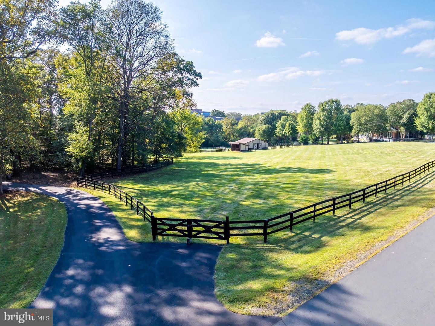1738 DRESSAGE DR, RESTON, Virginia 20190, 4 Bedrooms Bedrooms, ,3 BathroomsBathrooms,Residential,For sale,1738 DRESSAGE DR,VAFX2289962 MLS # VAFX2289962 1738 DRESSAGE DR, RESTON, Virginia 20190, 4 Bedrooms Bedrooms, ,3 BathroomsBathrooms,Residential,For sale,1738 DRESSAGE DR,VAFX2289962 MLS # VAFX2289962