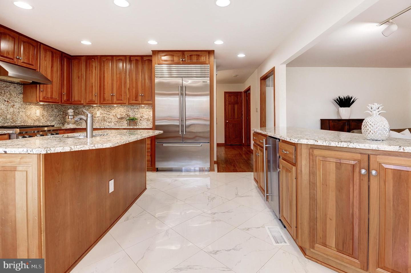 1738 DRESSAGE DR, RESTON, Virginia 20190, 4 Bedrooms Bedrooms, ,4 BathroomsBathrooms,Residential,For sale,1738 DRESSAGE DR,VAFX2289962 MLS # VAFX2289962