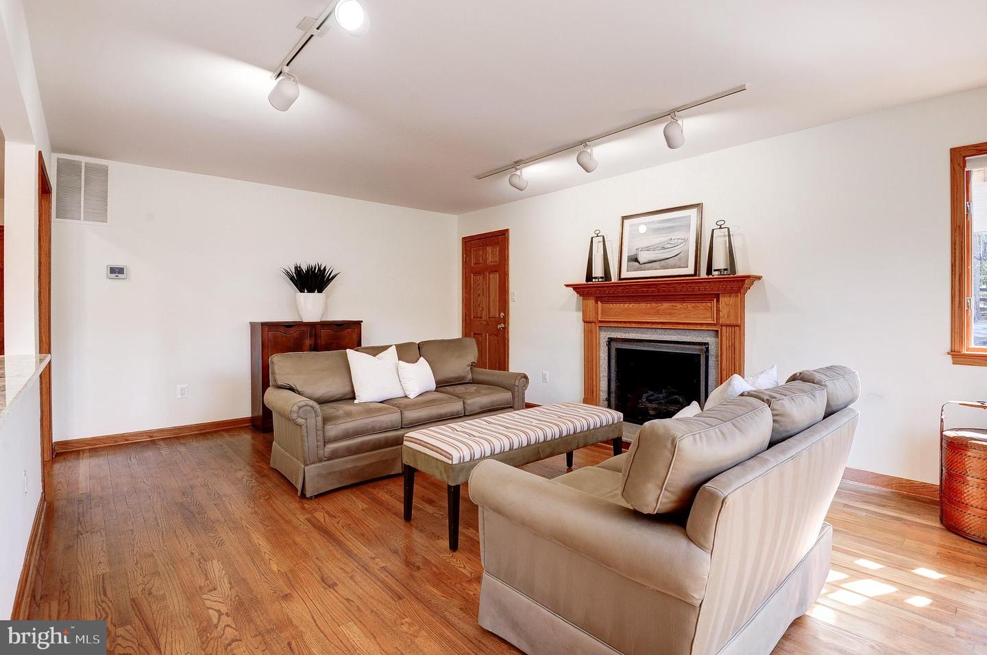 1738 DRESSAGE DR, RESTON, Virginia 20190, 4 Bedrooms Bedrooms, ,4 BathroomsBathrooms,Residential,For sale,1738 DRESSAGE DR,VAFX2289962 MLS # VAFX2289962