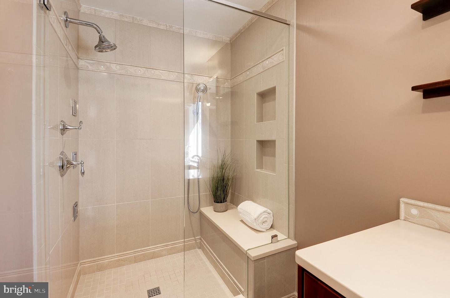 1738 DRESSAGE DR, RESTON, Virginia 20190, 4 Bedrooms Bedrooms, ,4 BathroomsBathrooms,Residential,For sale,1738 DRESSAGE DR,VAFX2289962 MLS # VAFX2289962