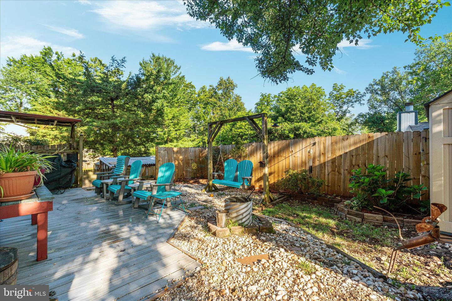 4104 HAMLIN AVE, CHANTILLY, Virginia 20151, 3 Bedrooms Bedrooms, ,2 BathroomsBathrooms,Residential,For sale,4104 HAMLIN AVE,VAFX2290026 MLS # VAFX2290026